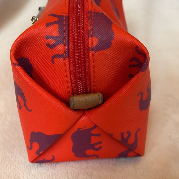STELLA & DOT Elephant Pouf in Poppy Red - Picture 5 of 11